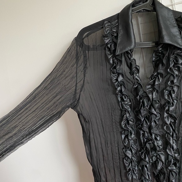 Sheer ruffle blouse - Picture 7 of 8